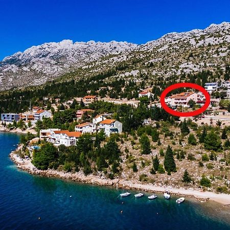 Apartments By The Sea Starigrad, Paklenica - 16421 ภายนอก รูปภาพ
