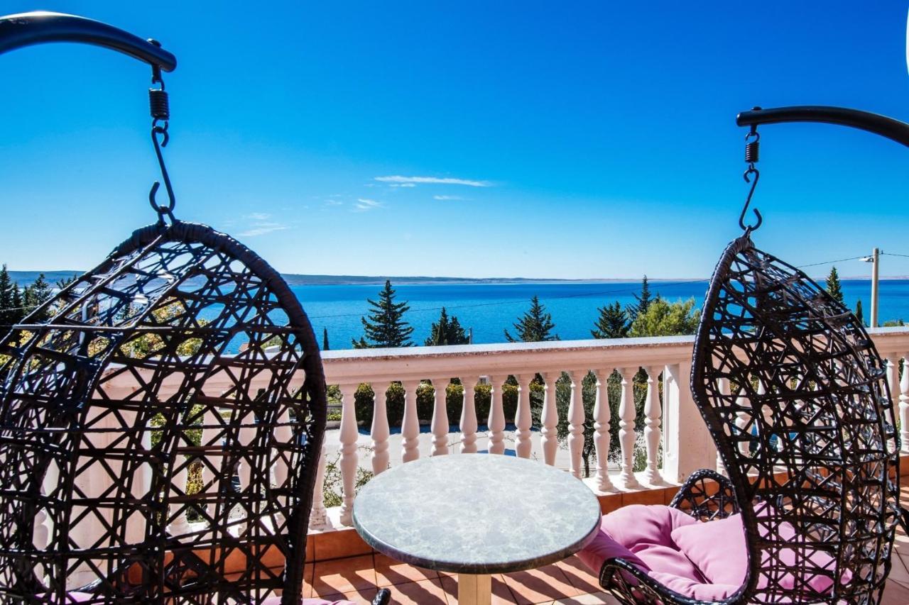 Apartments By The Sea Starigrad, Paklenica - 16421 ภายนอก รูปภาพ