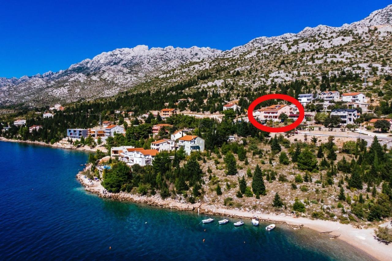 Apartments By The Sea Starigrad, Paklenica - 16421 ภายนอก รูปภาพ