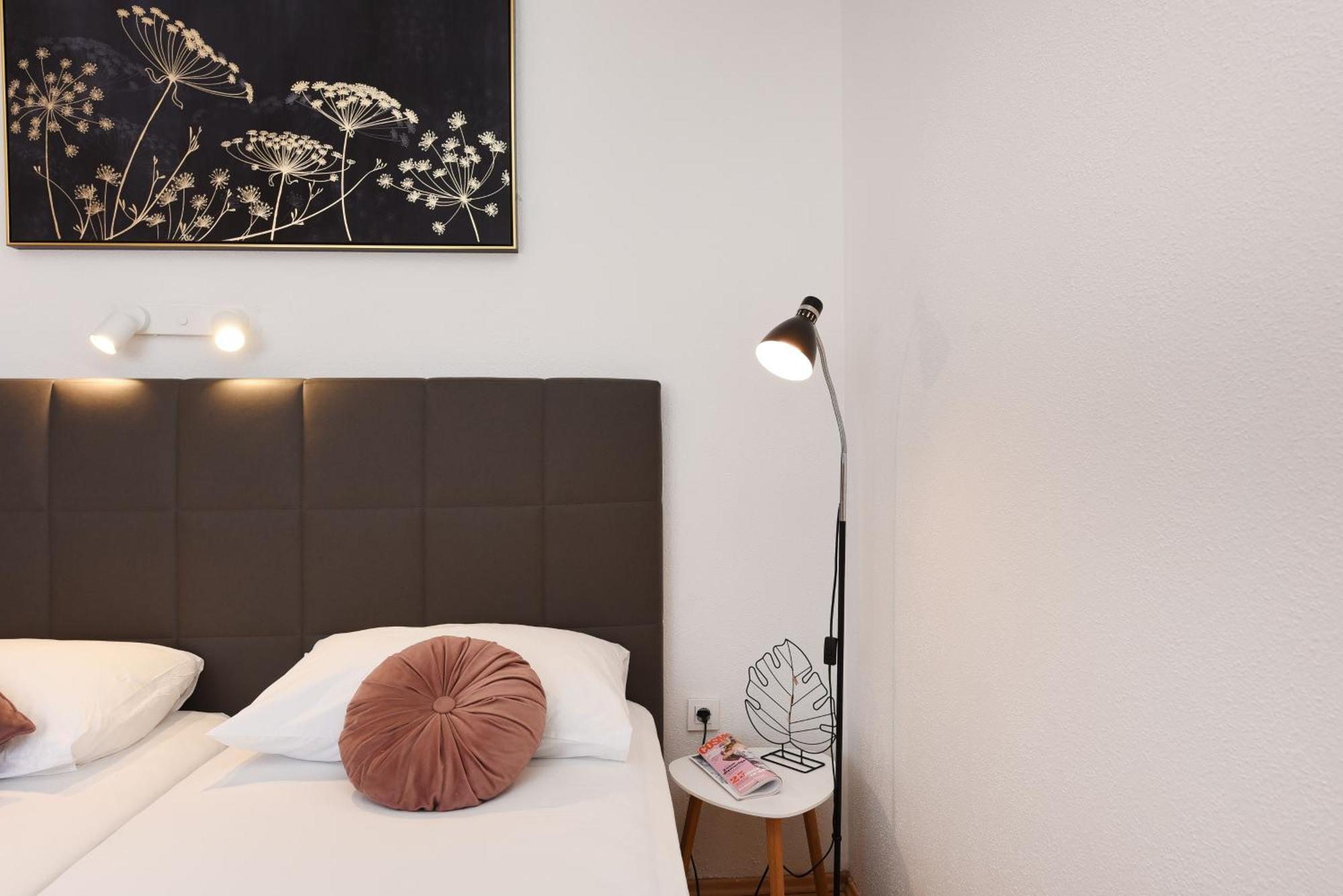 Apartments By The Sea Starigrad, Paklenica - 16421 ห้อง รูปภาพ